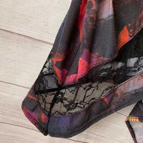 Book of Life Print Tank Top Movie Scene Graphic Lace Asymmetrical Bottom Size XL - Picture 6 of 10